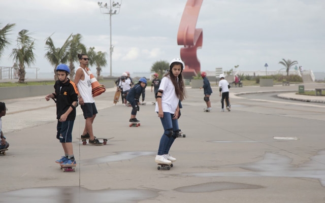 Festival de skate une crianças e cadeirantes | Jornal da Orla