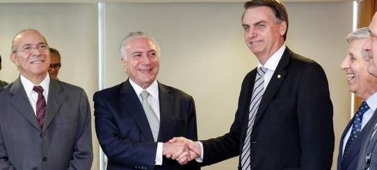 Governo Temer sugere a Bolsonaro congelar altos salários de servidores | Jornal da Orla