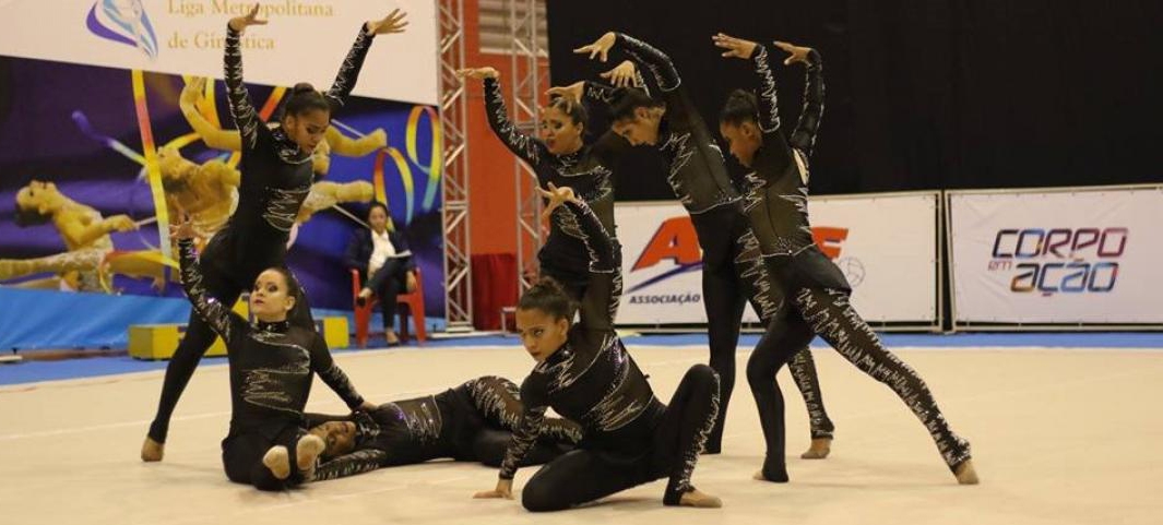 Equipe de ginástica estética de Santos disputa competições internacionais