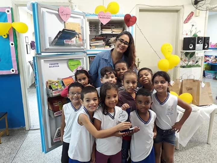 ‘Gelateca’ incentiva leitura e circulação de livros em escola de São Vicente