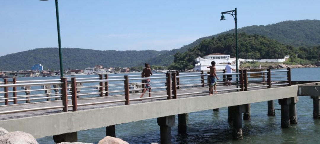 Deck do Pescador finaliza obra e é entregue à população