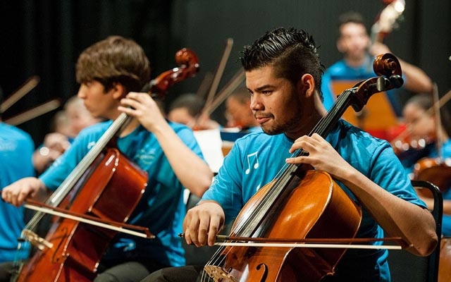 Orquestra Instituto GPA faz concerto no Municipal