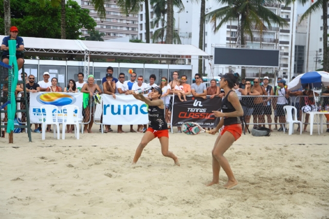 Arena Verão, na praia do Gonzaga, recebe três competições | Jornal da Orla