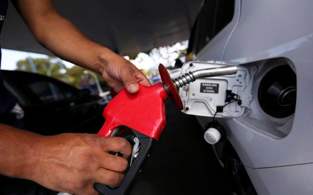 Preços da gasolina e do diesel terão a primeira variação de 2018 amanhã | Jornal da Orla