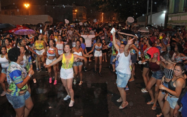 Confira a programação do Carnabanda nesta quarta-feira