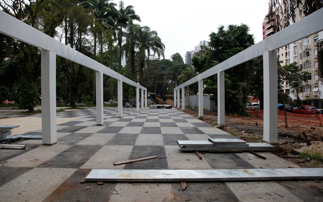 Avança a revitalização da Praça do Sesc | Jornal da Orla