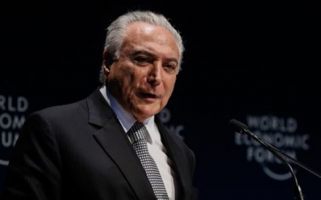 Temer diz que não pretende acabar com Bolsa Família