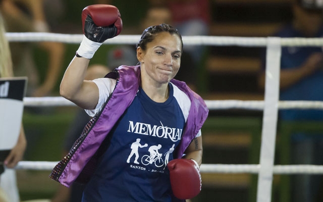 Rose Valente defende cinturão em Santos