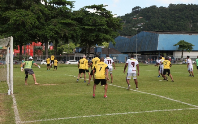 Segunda rodada do campeonato de futebol de veteranos acontece neste sábado (3)
