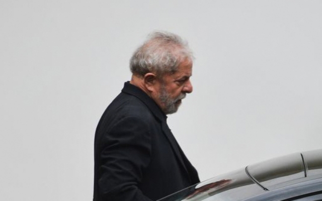 STJ julga pedido para evitar prisão de Lula após segunda instância