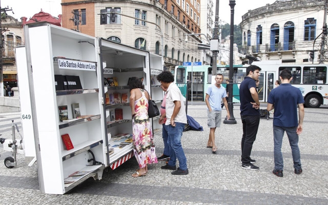 Biblioteca itinerante, Leia Santos tem cinco edições em abril | Jornal da Orla