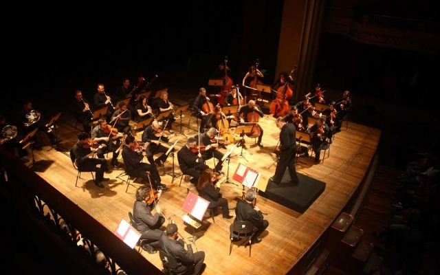 Sinfônica de Santos interpreta obra de Astor Piazzola