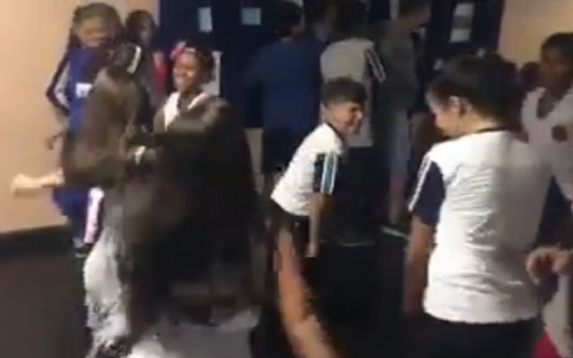 Baile funk em escola de Cubatão será investigado | Jornal da Orla