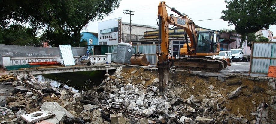 Começa obra em pontilhão do canal 4