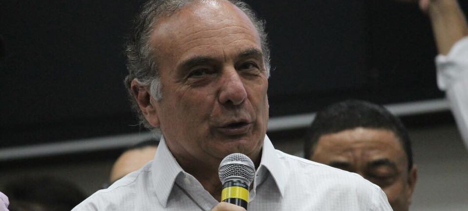 Candidato ao Senado, Ricardo Tripoli defende redução de impostos