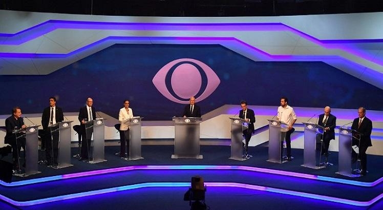Candidatos fazem segundo debate presidencial na Rede TV!