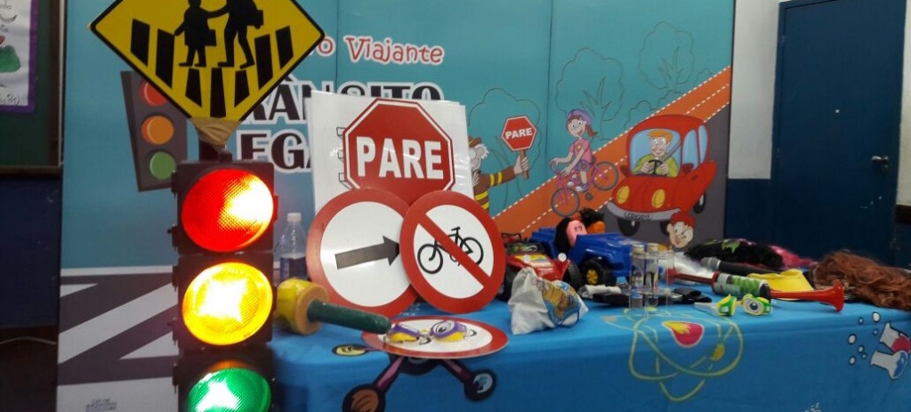 Peça infantil gratuita sobre segurança no trânsito | Jornal da Orla