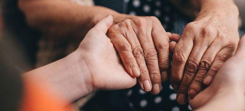 É preciso falar sobre a doença de Parkinson | Jornal da Orla