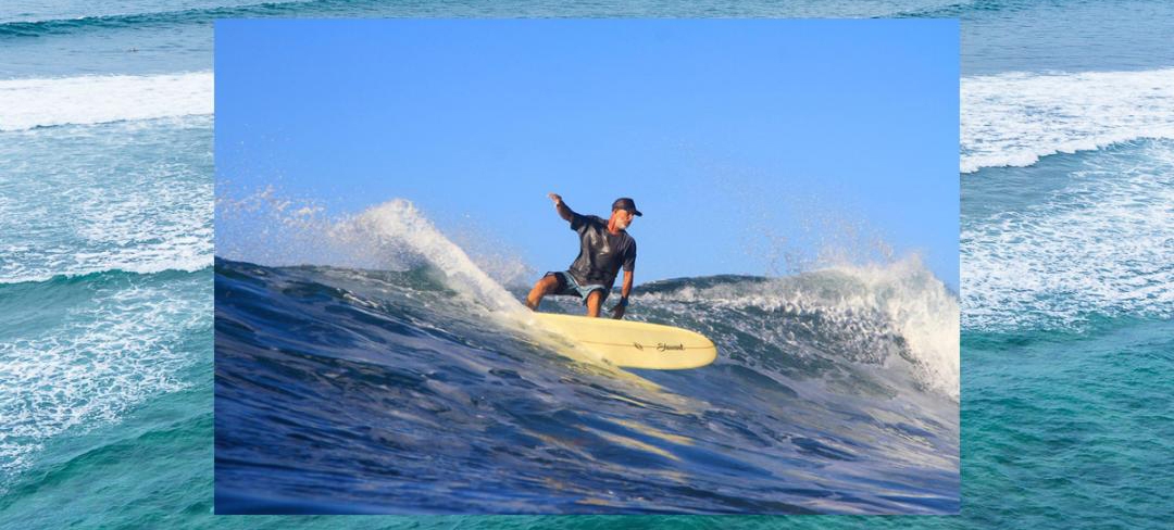 Picuruta Salazar leva o surf à Vila Criativa de morro de Santos
