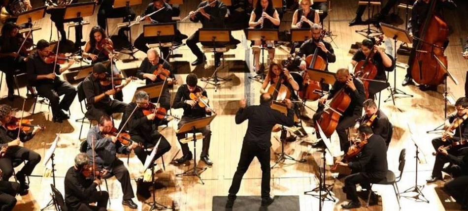 Orquestra Sinfônica de Santos se apresenta no Coliseu