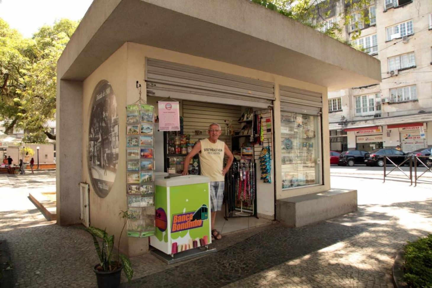 Bancas de jornal de Santos podem atuar como posto de informações turísticas