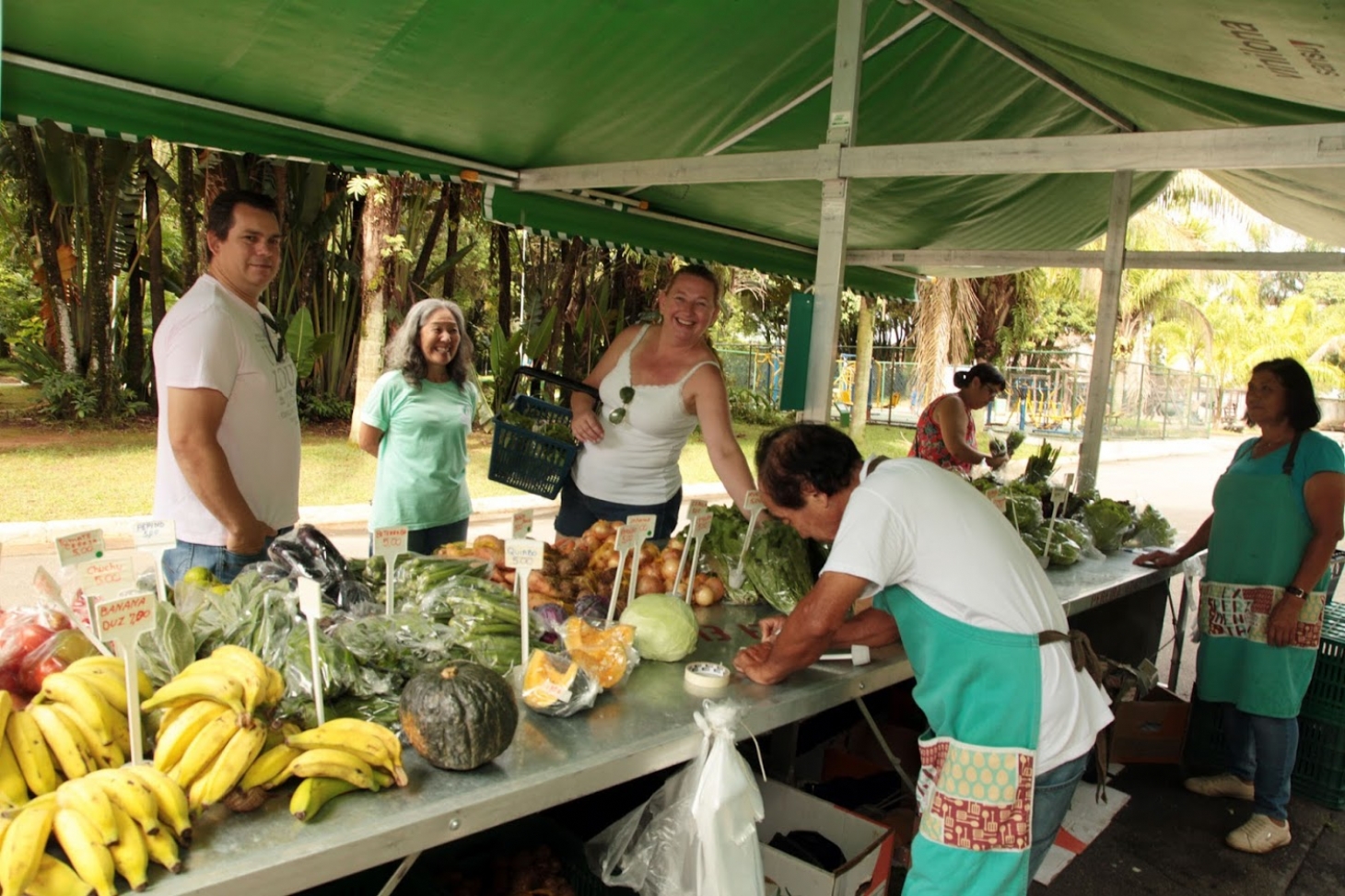 Final de semana terá duas feiras de produtos orgânicos em Santos