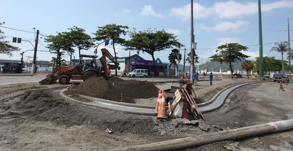 Com licitação aberta para quiosques, Nova Ponta da Praia de Santos tem obras em dois trechos