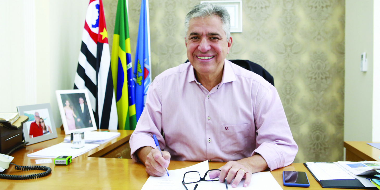 Prefeito do Guarujá comemora resultado de pesquisa publicada no Jornal da Orla | Jornal da Orla