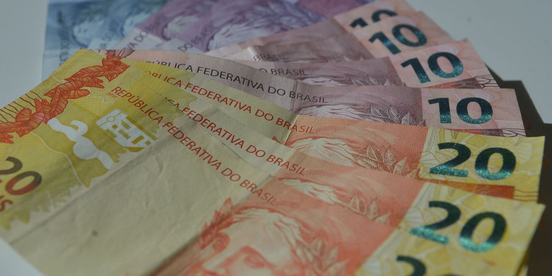 Governo reduz para R$ 1.031 estimativa de salário mínimo para 2020 | Jornal da Orla