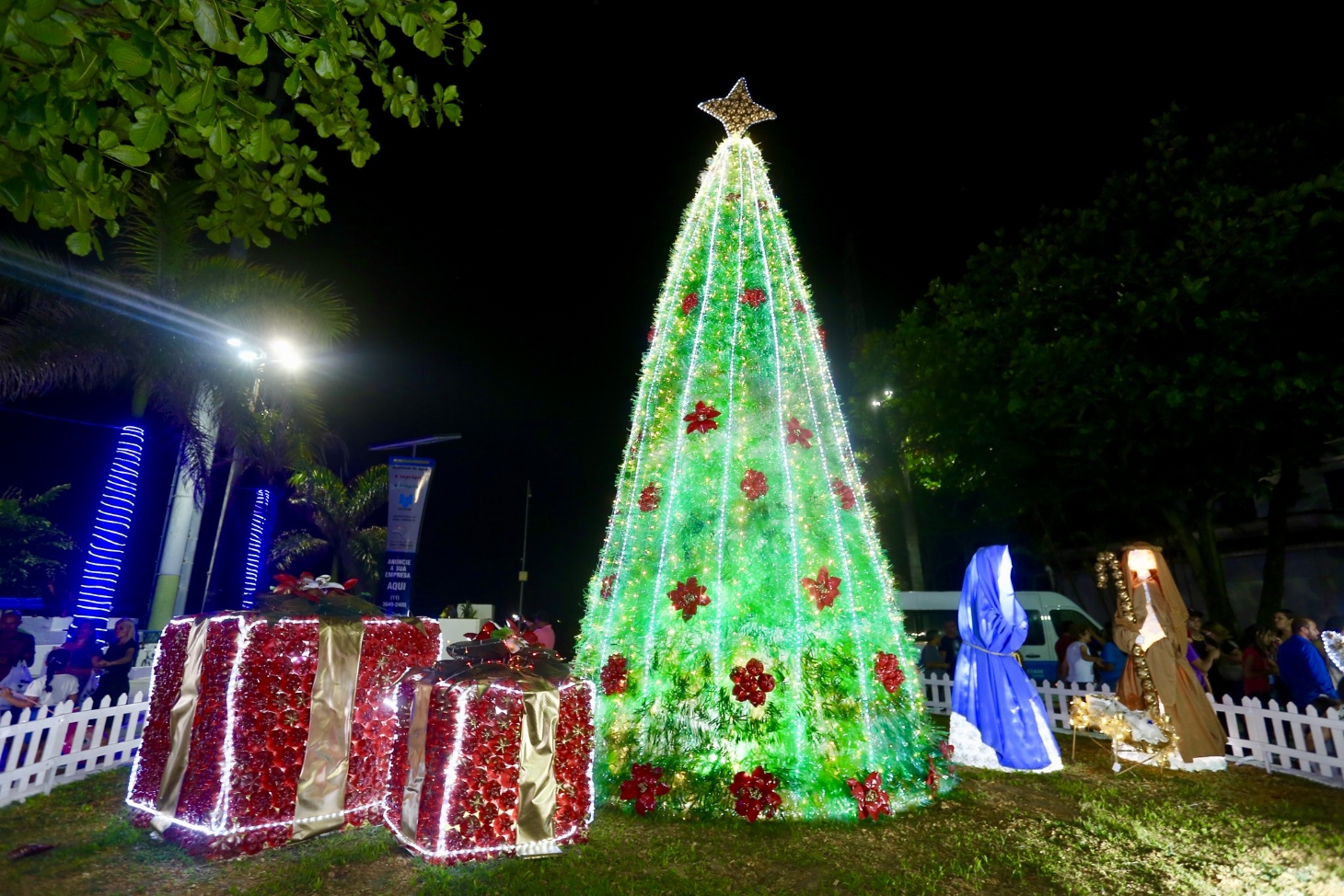 Guarujá premiará as melhores decorações de Natal