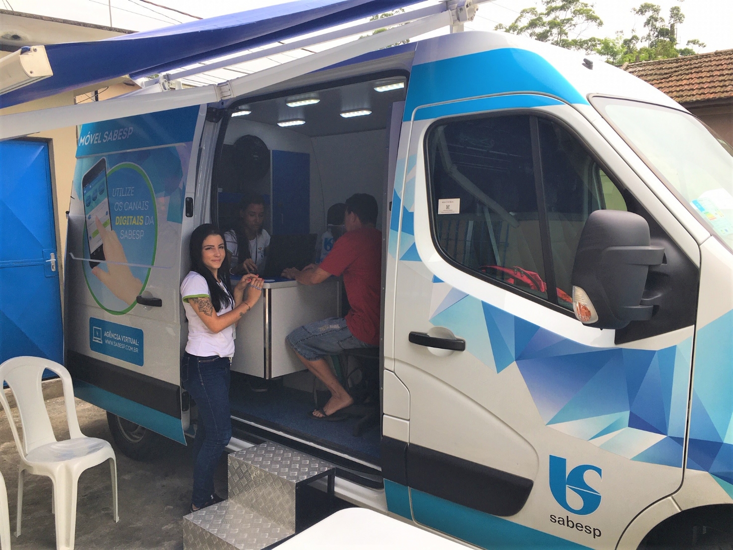 Agência Móvel da Sabesp percorrerá a Baixada neste verão