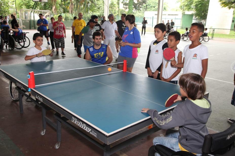 Alunos de escolas de Santos têm vivência no esporte paralímpico | Jornal da Orla