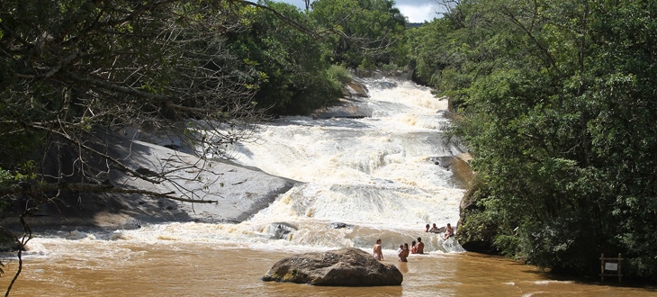 Banhos de cachoeiras em Socorro | Jornal da Orla