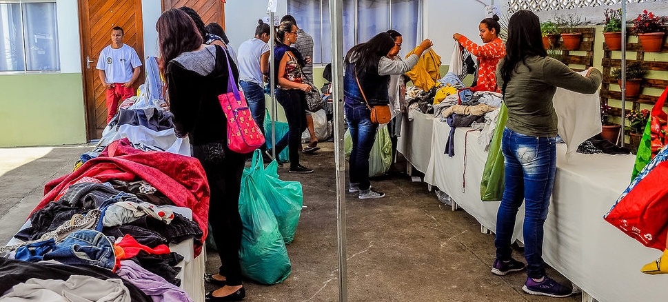 Bazar do Fundo Social de São Vicente tem produtos a partir de R$1