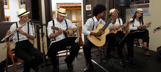 Dia Nacional do Choro tem programação musical em Santos