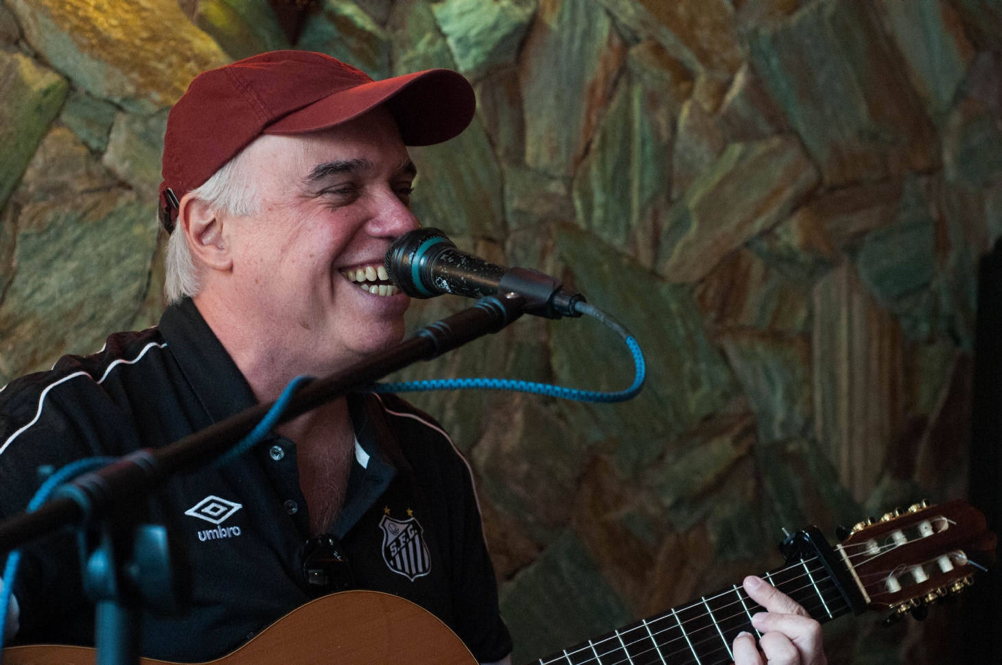 Julinho Bittencourt lança o disco chr39TerraMarchr39 no Sesc
