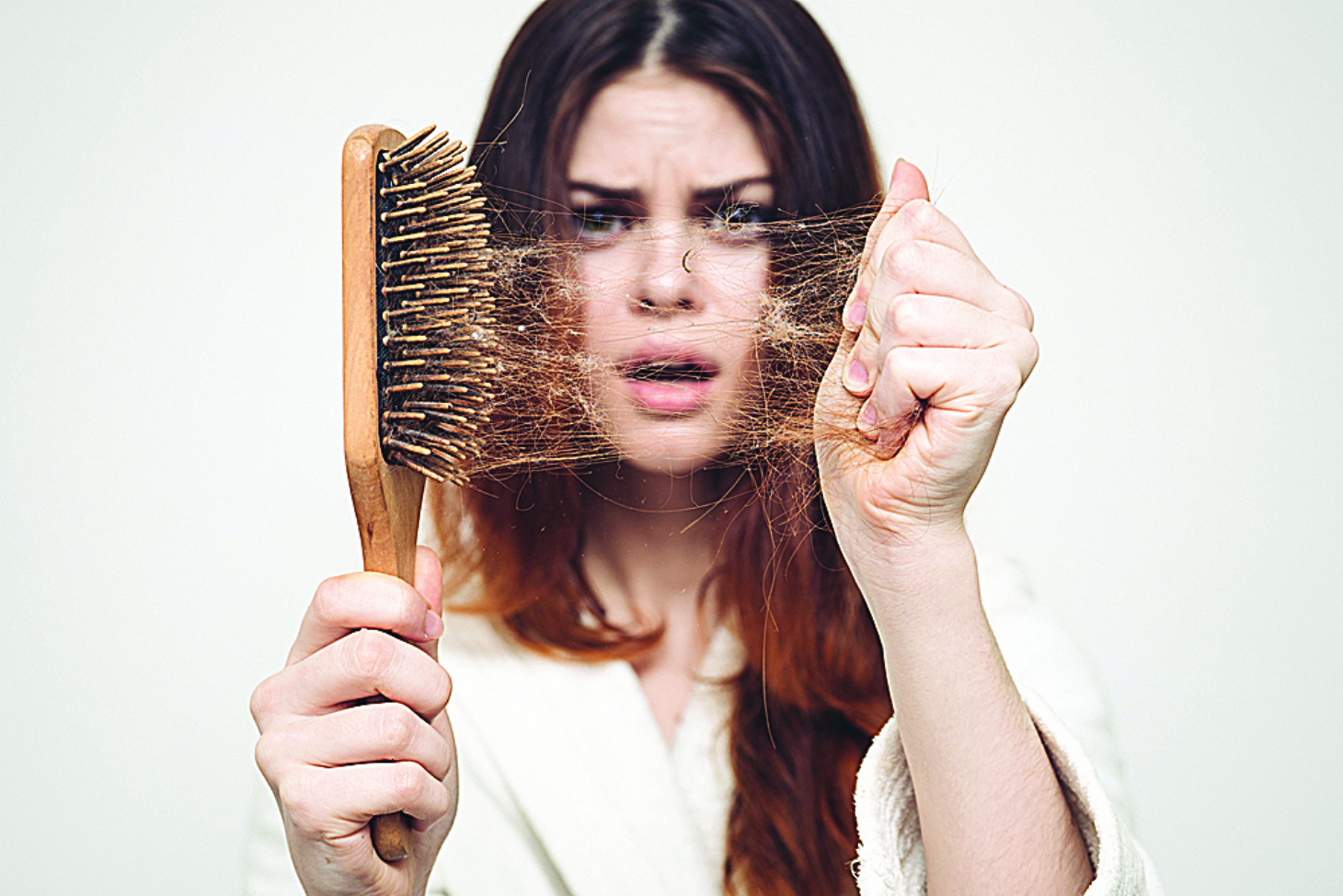 7 causas  da queda de cabelo | Jornal da Orla