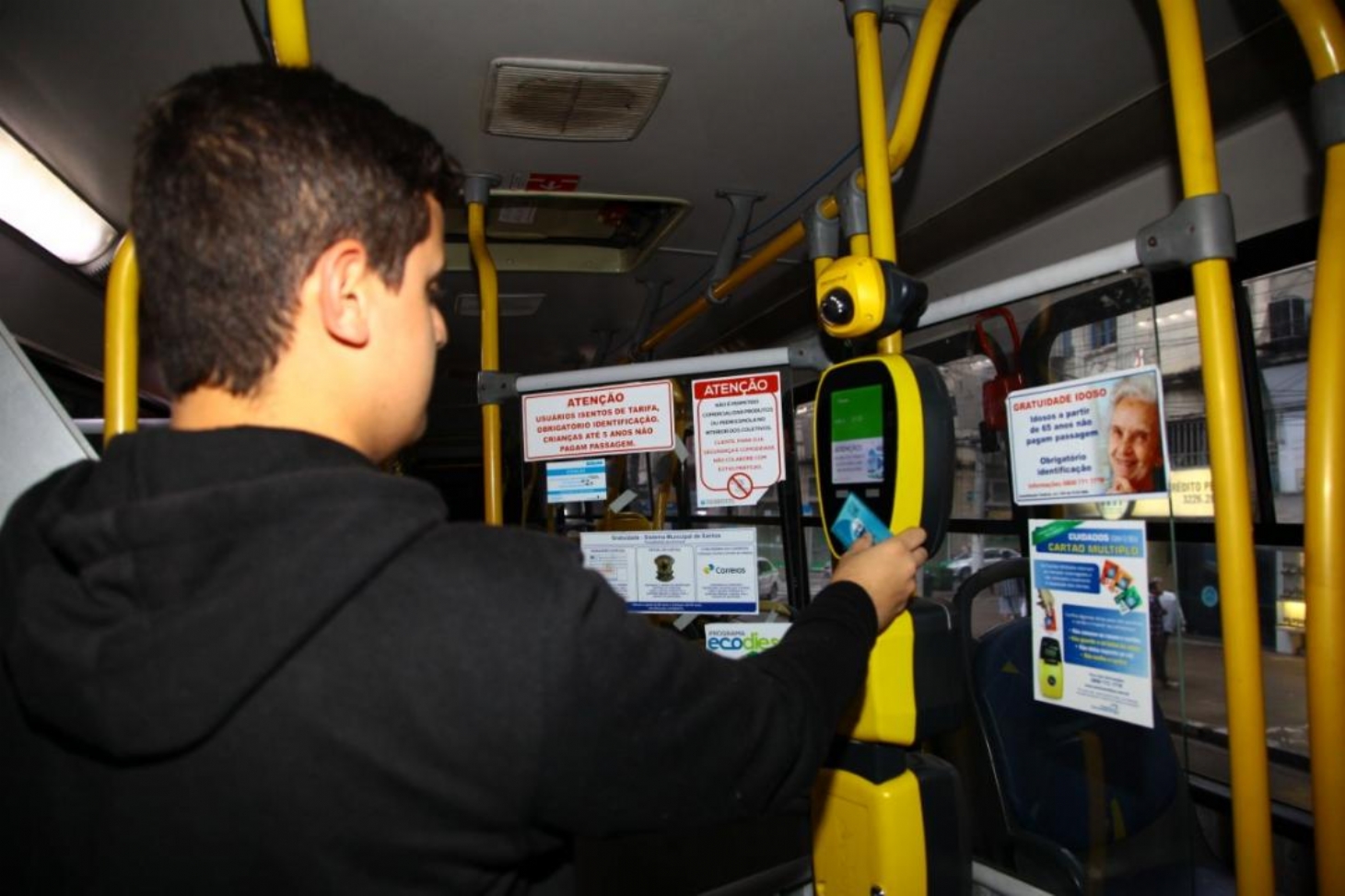 Biometria nos ônibus em Santos revela baixo nível de fraudes