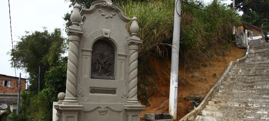 Projeto promove limpeza dos nichos do Monte Serrat