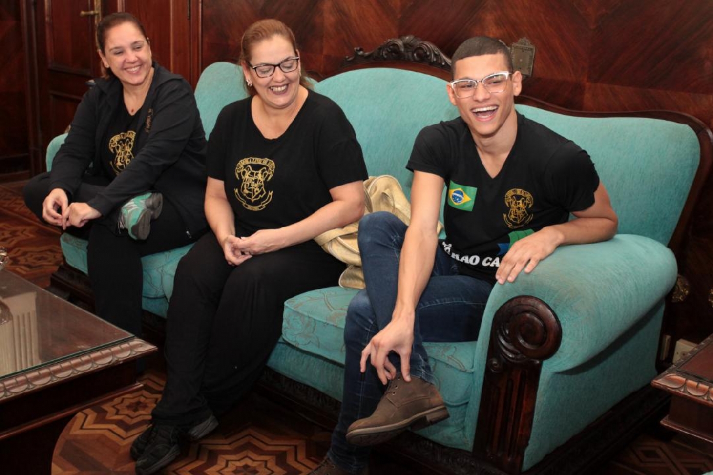 Santista premiado em festival de dança vai estudar na Holanda
