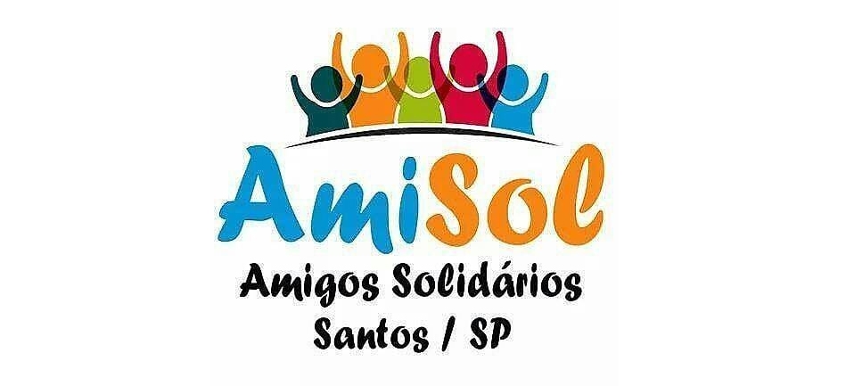 Projeto em Santos arrecada refrigerantes e brinquedos para crianças carentes