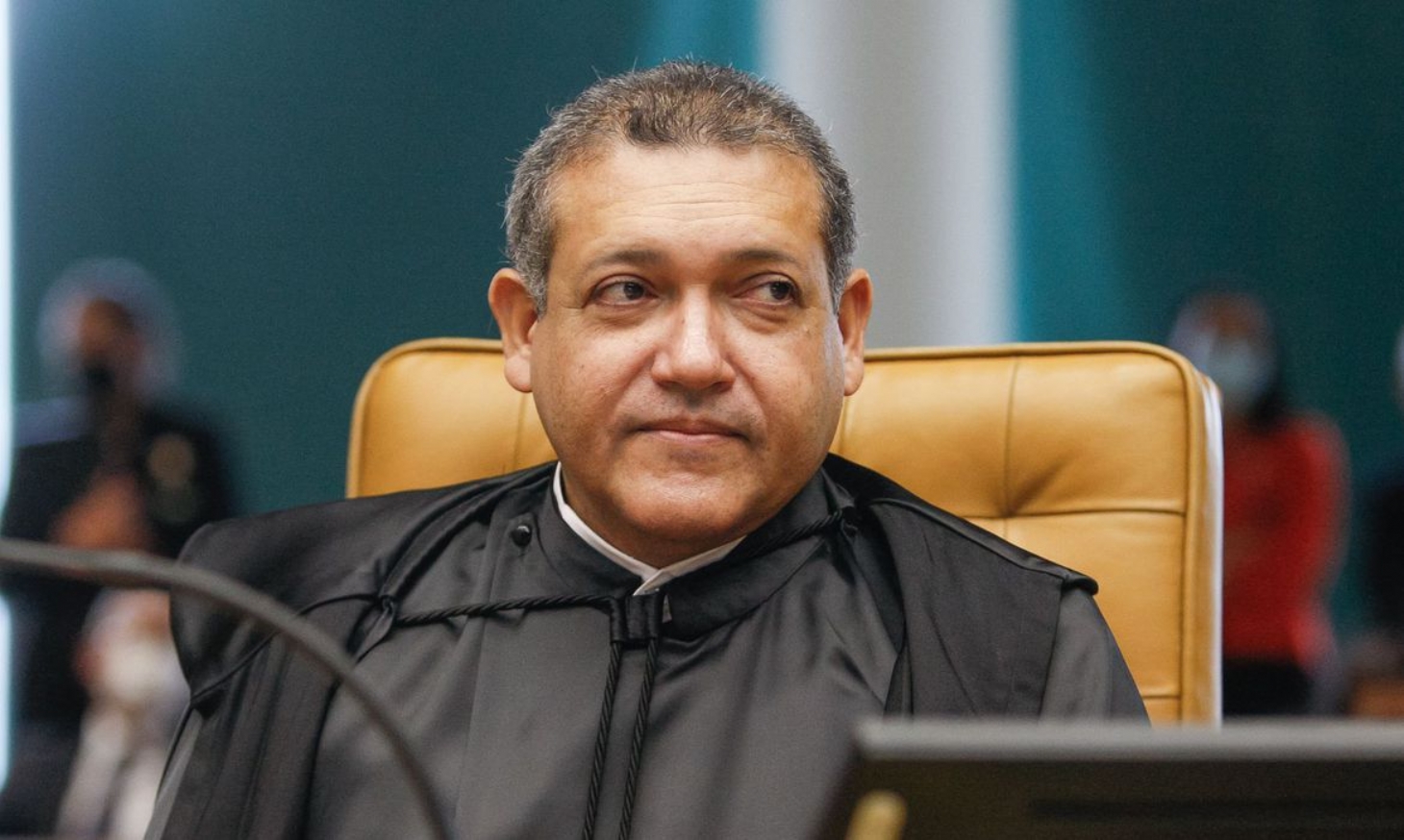 Nunes Marques é homenageado durante primeira sessão no STF