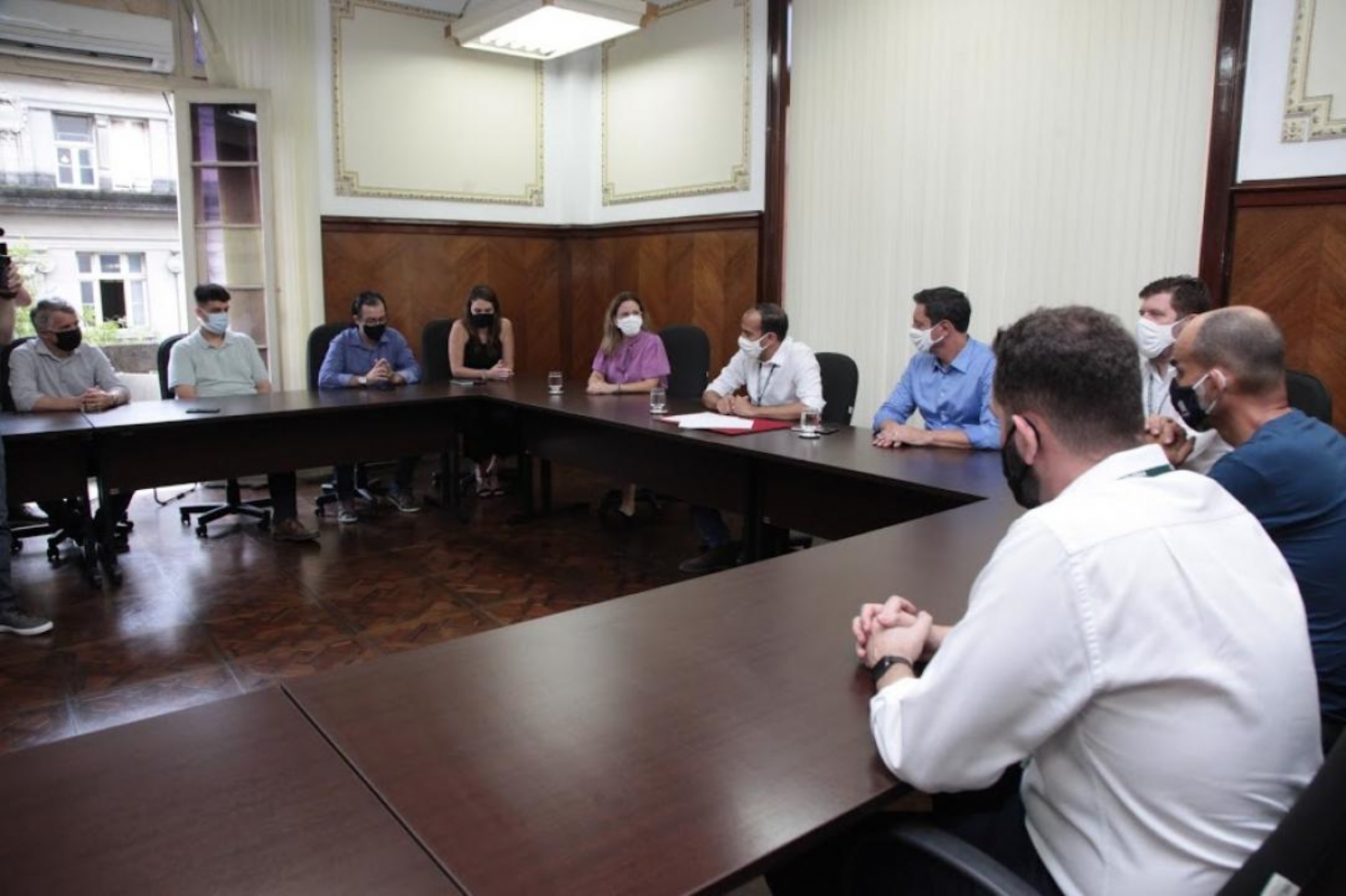 Criada comissão para transição da gestão municipal em Santos