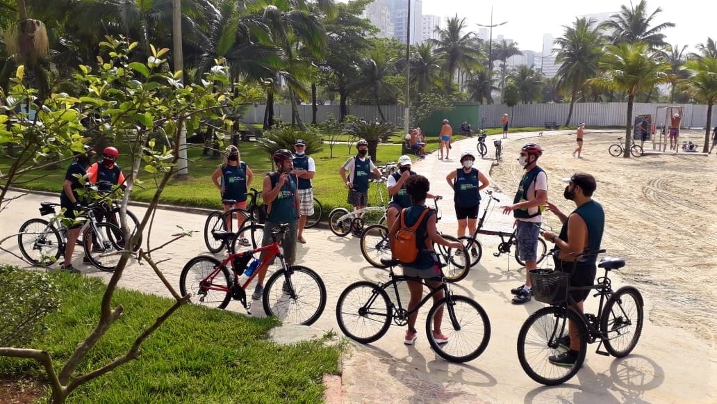 Passeio ciclístico explora a cultura e história de Santos