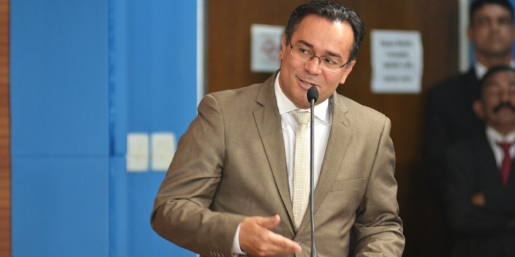 Pesquisa em Cubatão mostra vantagem de Ademário Oliveira
