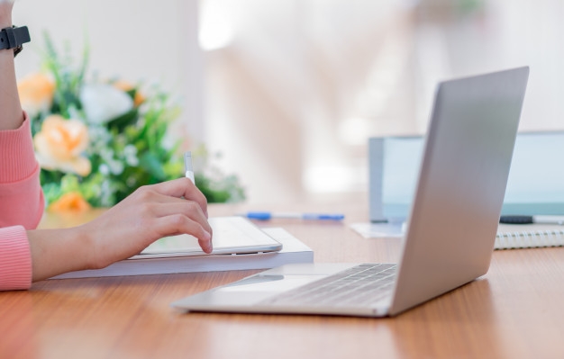 MEC oferece cursos para capacitação de professores online e gratuitos