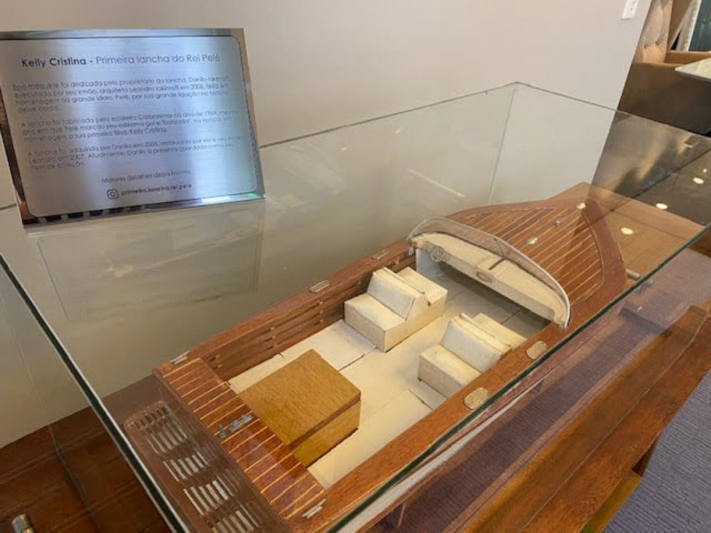 Maquete de lancha do Rei ficará exposta no Museu Pelé