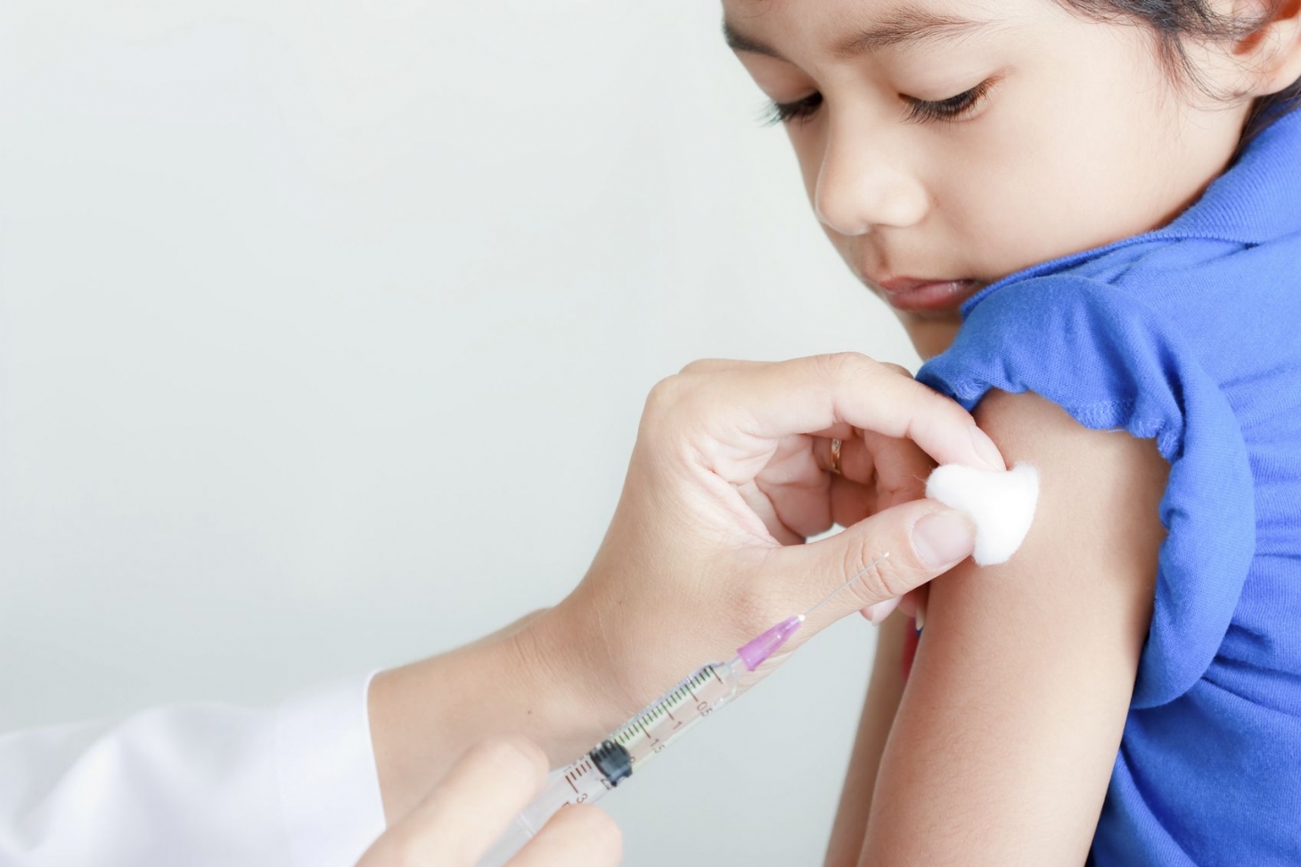 Carteira digital de vacinação é aprovada no Senado | Jornal da Orla