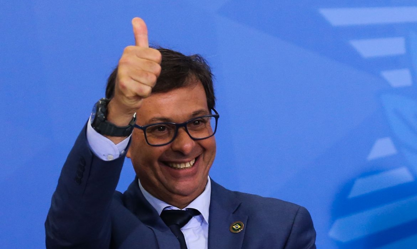 Novo ministro do Turismo apela para que governantes não decretem lockdown