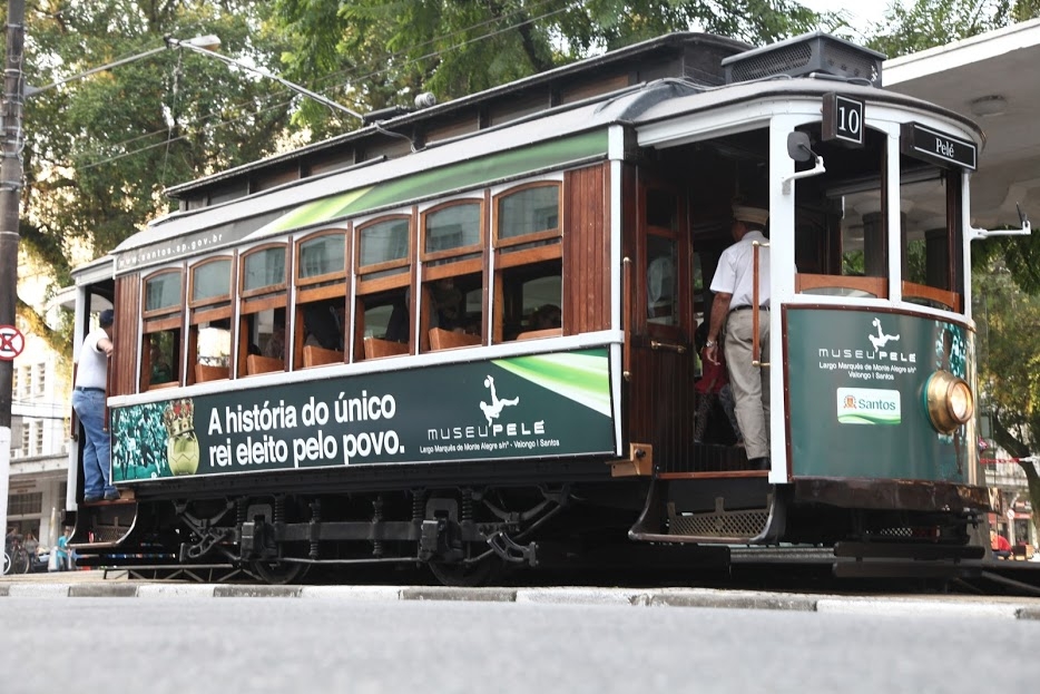 Bonde tem desconto de 50chr37 para comemorar aniversário de Santos